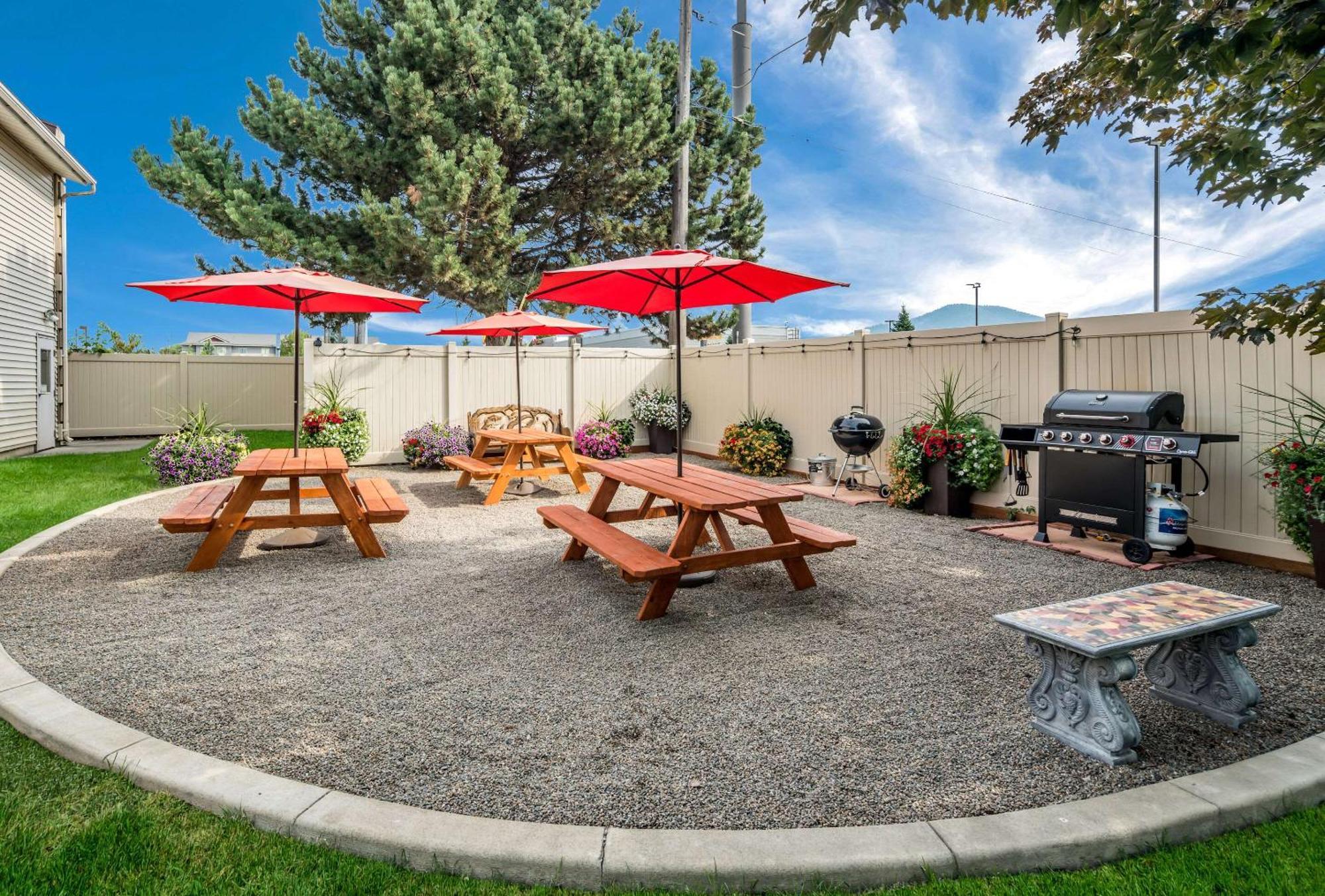 Quality Inn & Suites Coeur D'Alene Exterior photo