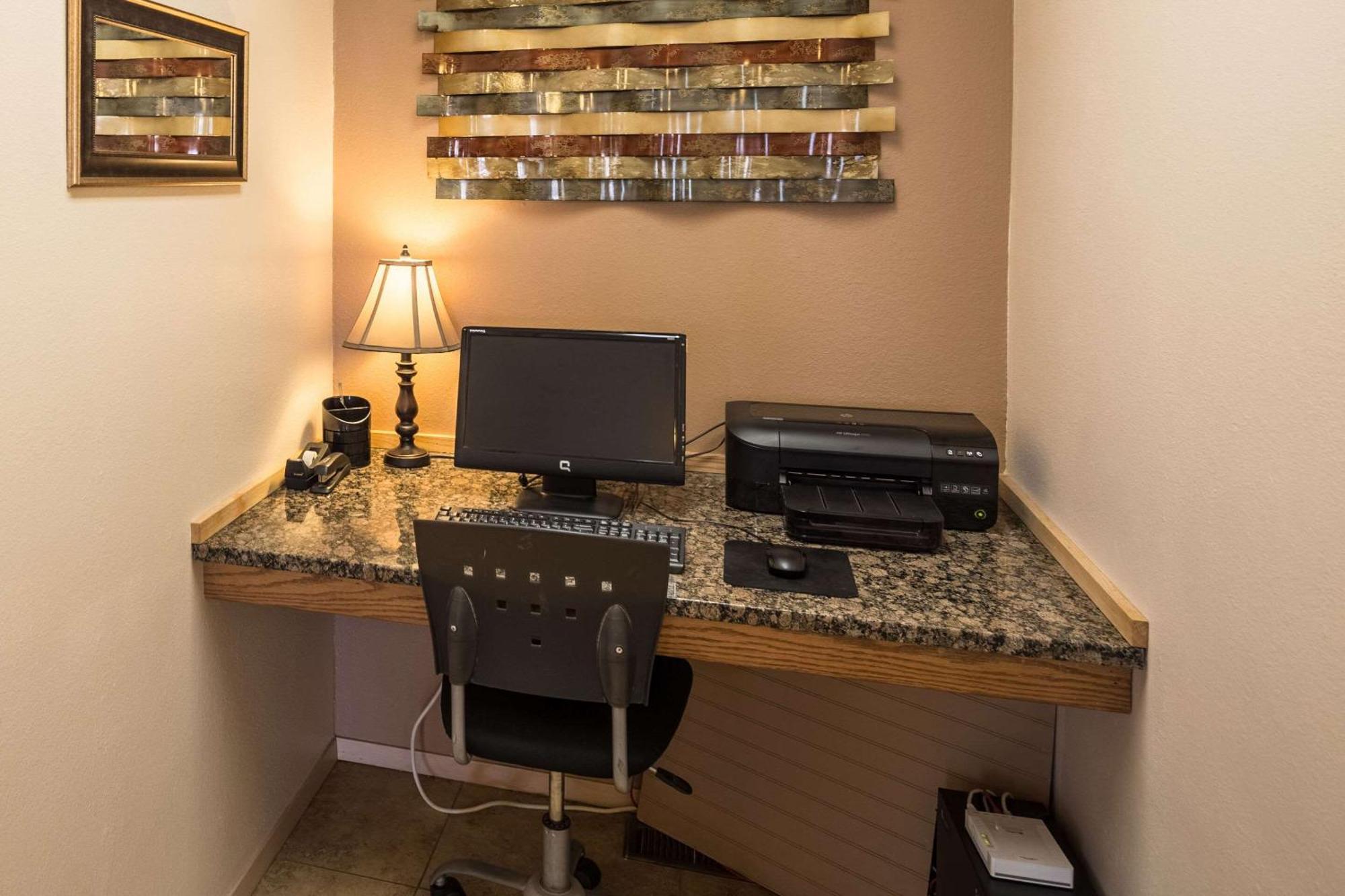 Quality Inn & Suites Coeur D'Alene Exterior photo
